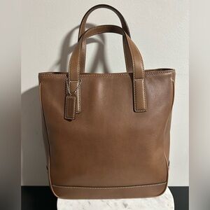 Vintage Coach Hampton tote bag in tan/brown saddle leather EUC
